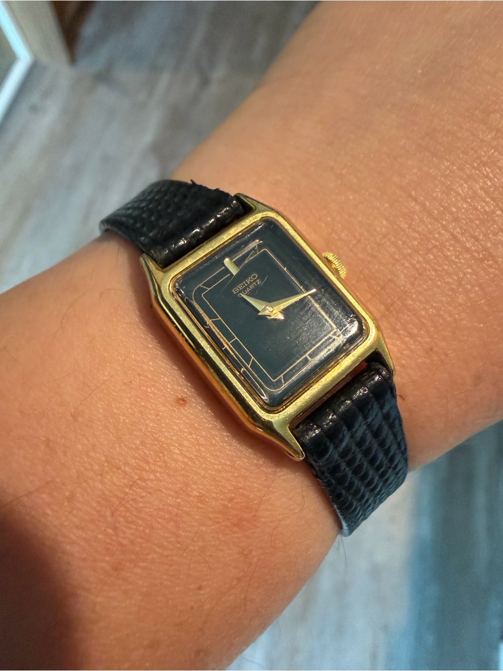 Vintage Seiko Black and Gold Rectangular Dress Watch